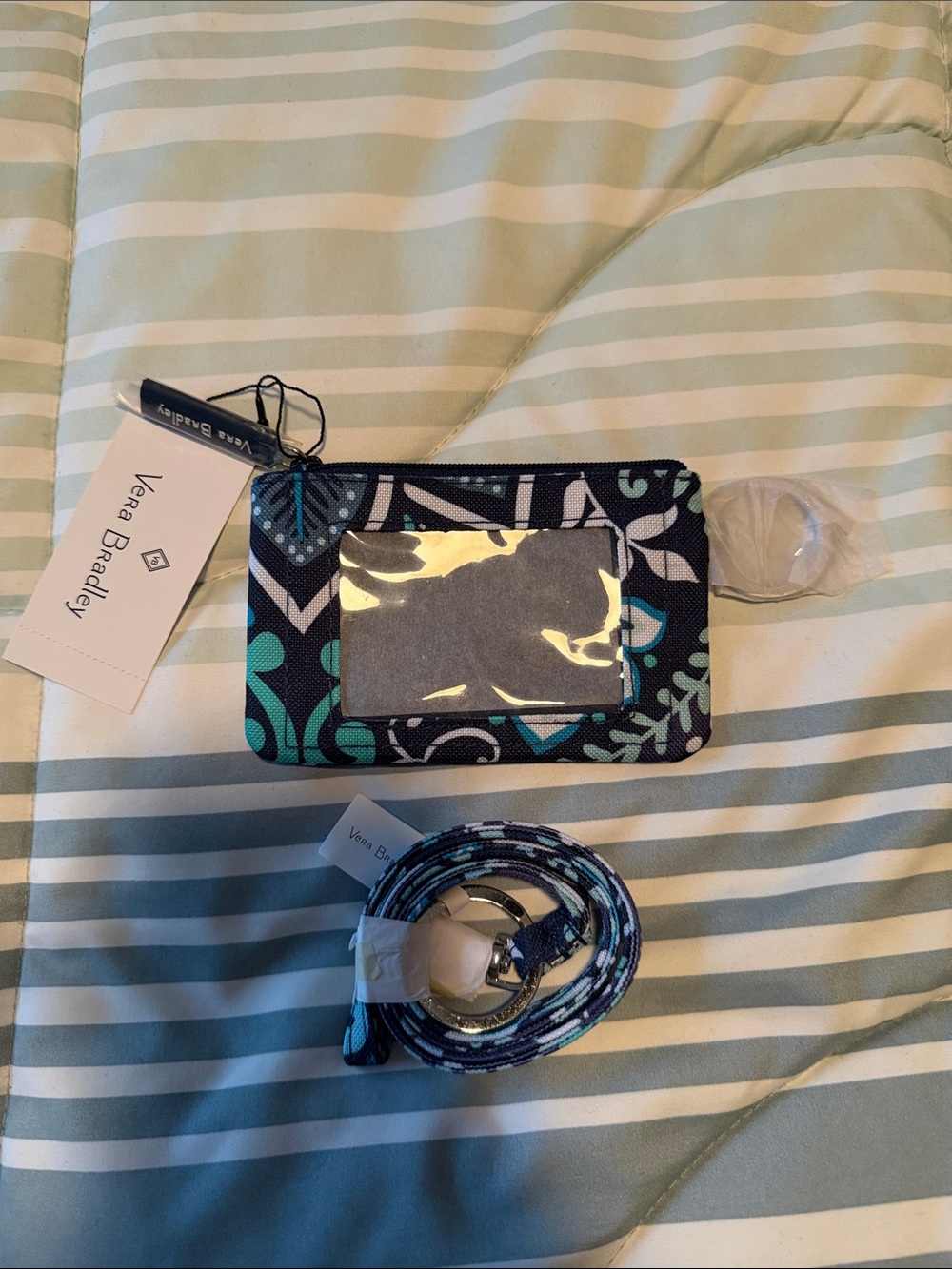 Vera Bradley Lighten Up Zip ID Case & Lanyard